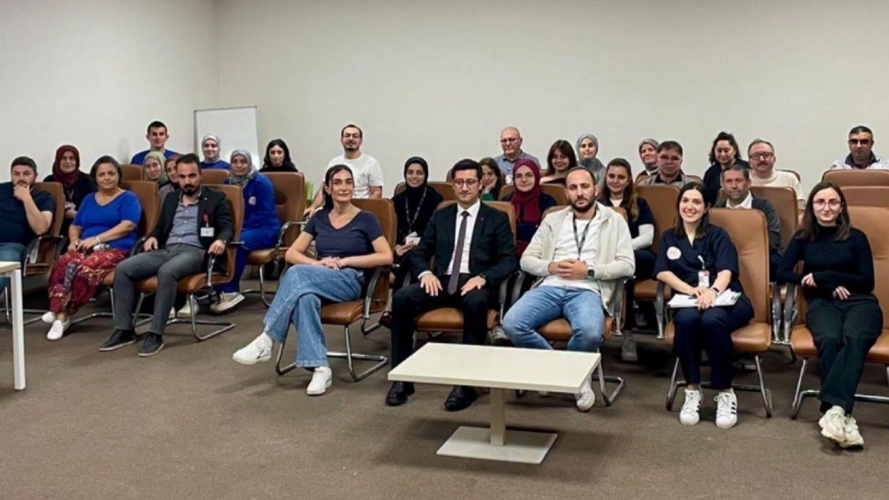 Başhekim Vekili ilçeye veda etti