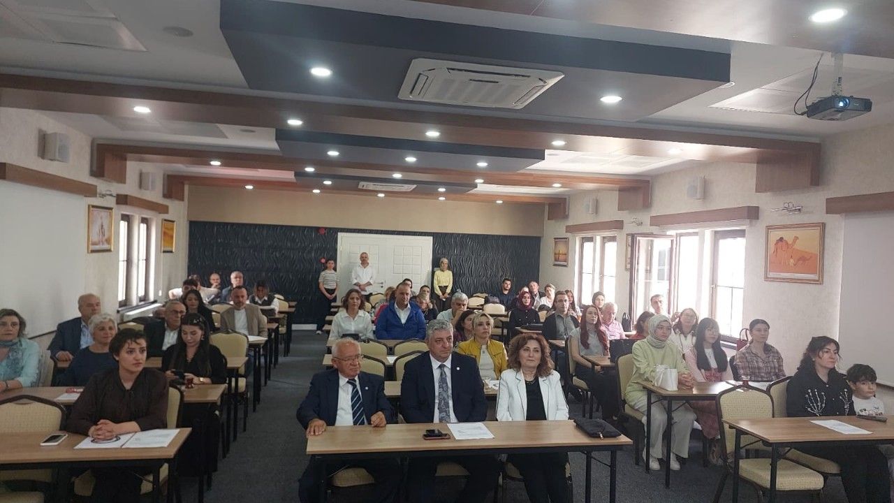 Eczacılardan dikkat çeken çağrı: Gençlerin istihdamı ve mesleğin geleceği masada!