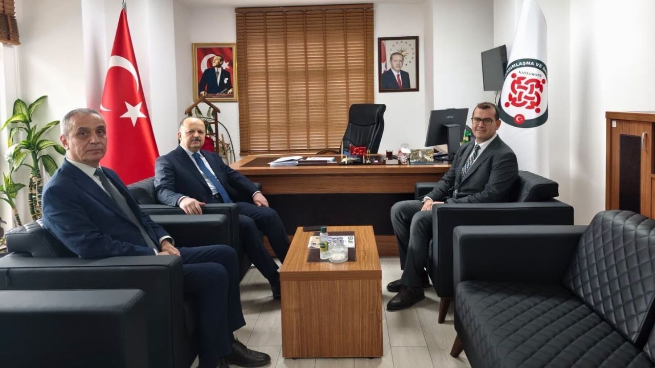 Vali Dallı'dan nezaket ziyareti