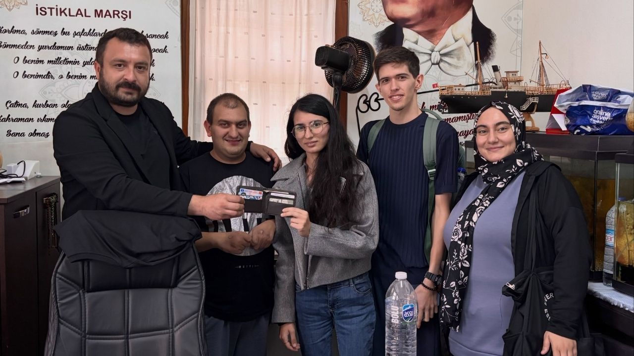 Üniversite öğrencilerinden örnek davranış!