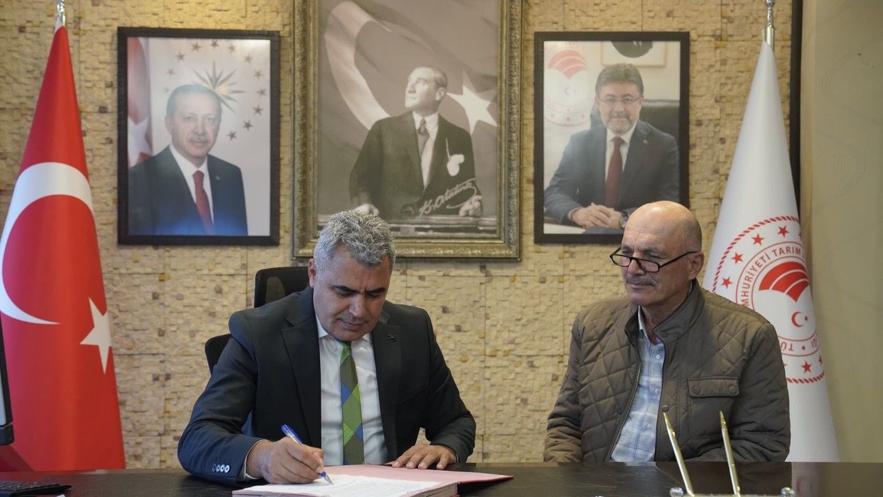 Evrenye Balıkçı Barınağı’nda yeni dönem: İmzalar atıldı