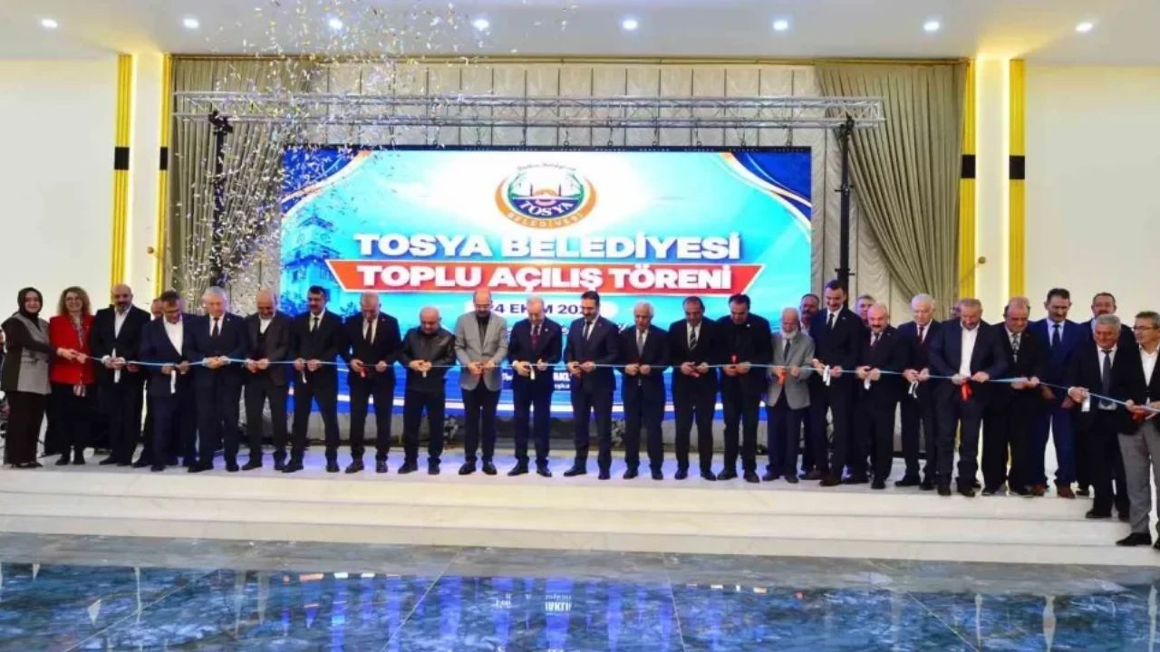Tosya Belediyesinden görkemli açılış töreni