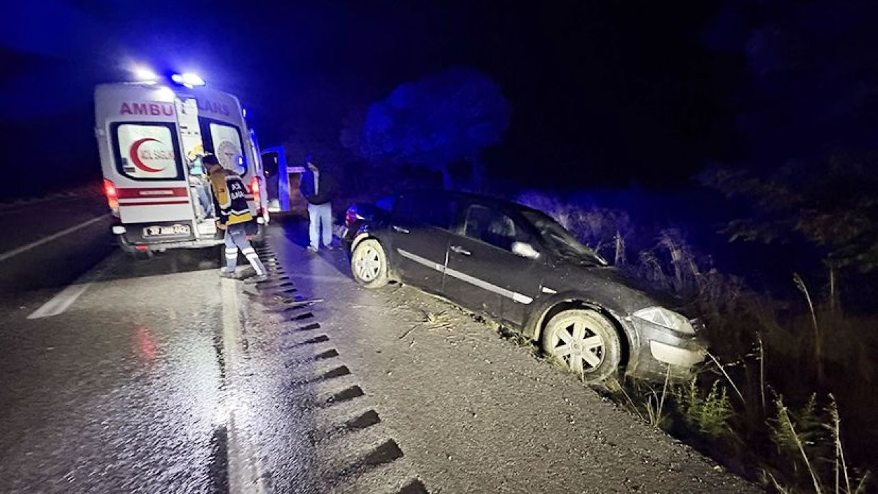 Kastamonu'da otomobil refüje çarptı: 1 yaralı