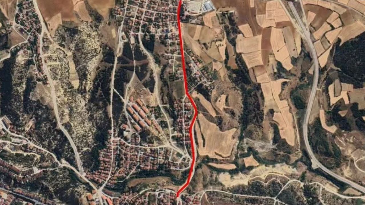 Esentepe'de üstyapı çalışması: O cadde trafiğe kapatıldı!