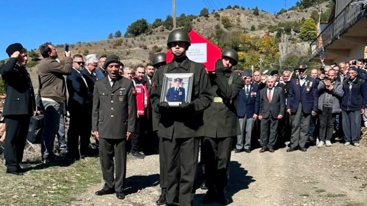 Kastamonu’da Kıbrıs Gazisi için son görev! Protokol yalnız bırakmadı