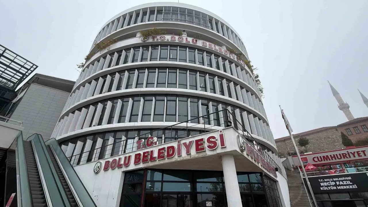 250 bin liralık rüşvet iddiasına ’tadilat masrafı’ savunması