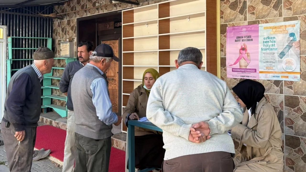 Taşköprü'de kanser farkındalığına yönelik taramalar sürüyor!