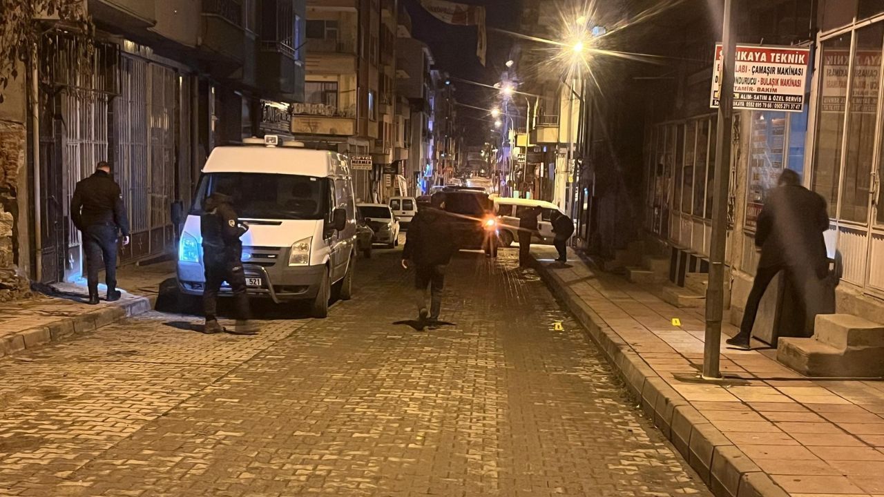 Bıçaklama davasında karar çıktı: Sanıklara hapis cezası