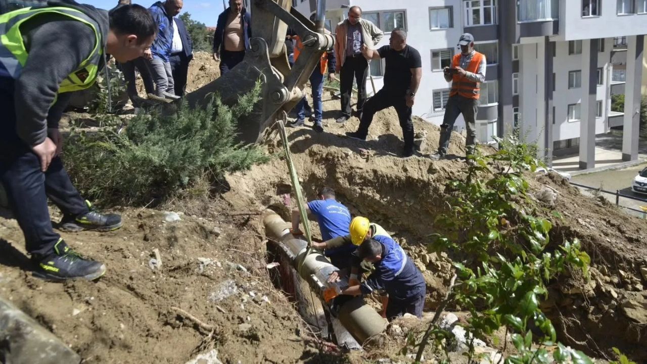 Arıza giderildi: Saraçlar Mahallesi'ne su verildi!
