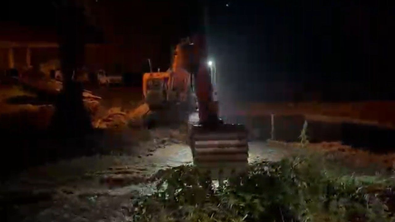 Özel İdareden gece mesaisi