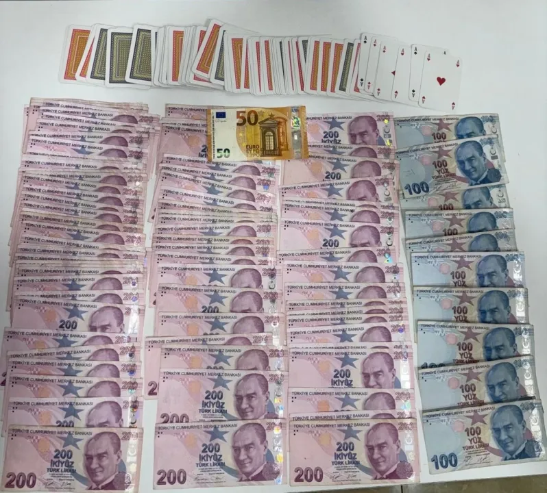 Kumar oynayan 5 kişiye 58 bin TL ceza