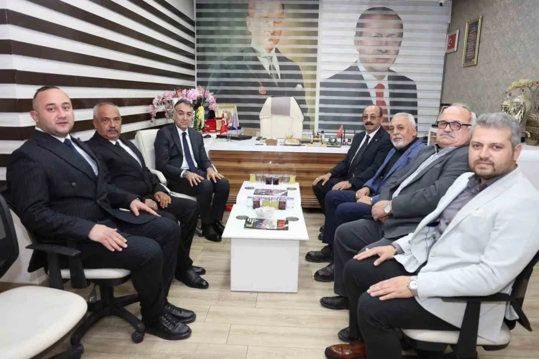 Vali Çağatay esnafların sıkıntılarını dinledi