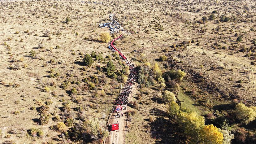 Ecdadın izinden yürüdüler: İstiklal Yolu'nda 17. buluşma…