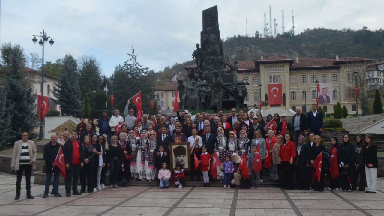 Kastamonu’da Cumhuriyet buluşması: ADD ve Eğitim-İş’ten dikkat çeken mesajlar!