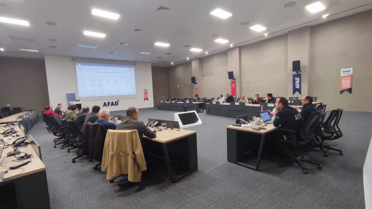 Kastamonu’da yağış mesaisi başladı
