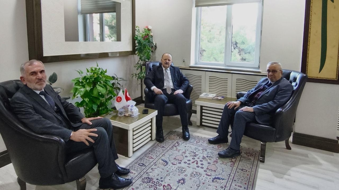 Vali Dallı'dan İl Müftüsü Derin'e taziye ziyareti