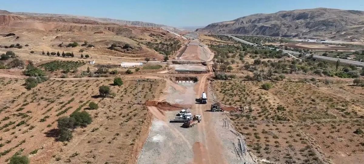 Hızlı tren müjdesi: 2.5 saate düşecek!
