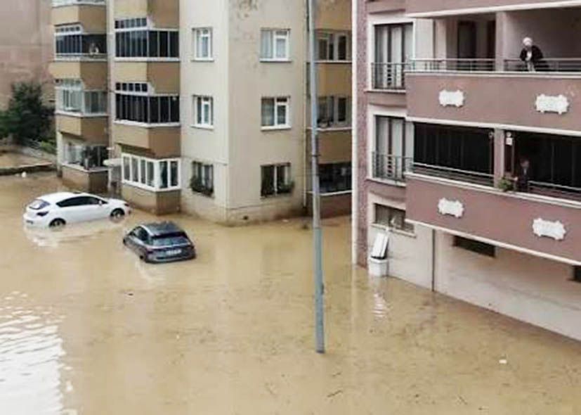 Kastamonu sahilinde 'sel' alarmı: AFAD kurmayları bölgede!