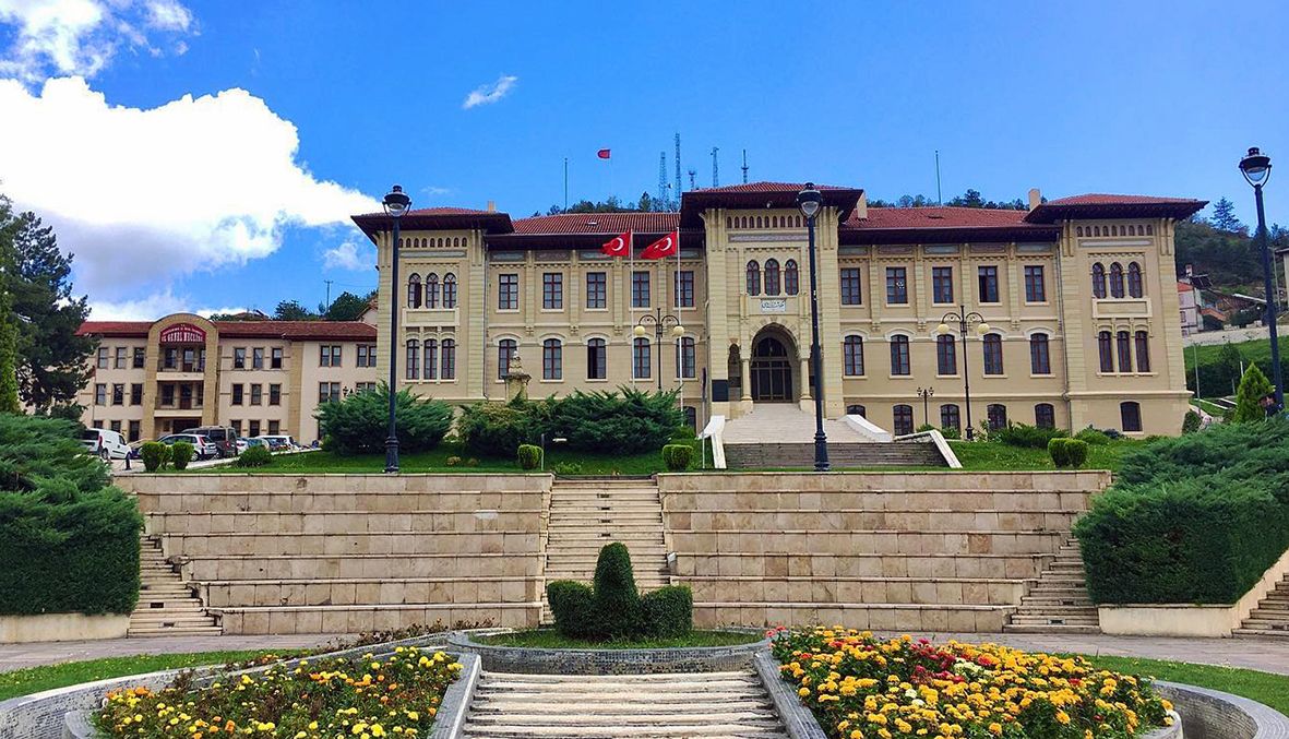 KASTAMONU İL ENCÜMENİ BAŞKANLIĞINDAN TAŞINMAZIN SATIŞI YAPILACAKTIR